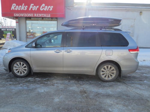 Thule 635B Sonic XL Black on a Toyota Sienna Racks For Cars Edmonton